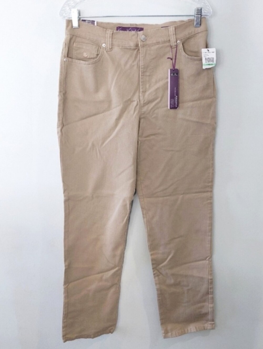 Gloria Vanderbilt Amanda Women's Khaki Pants Size 8 Heritage Fit Tapered Leg